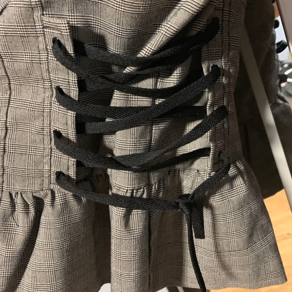 Suit Set - Picture 2 of 4